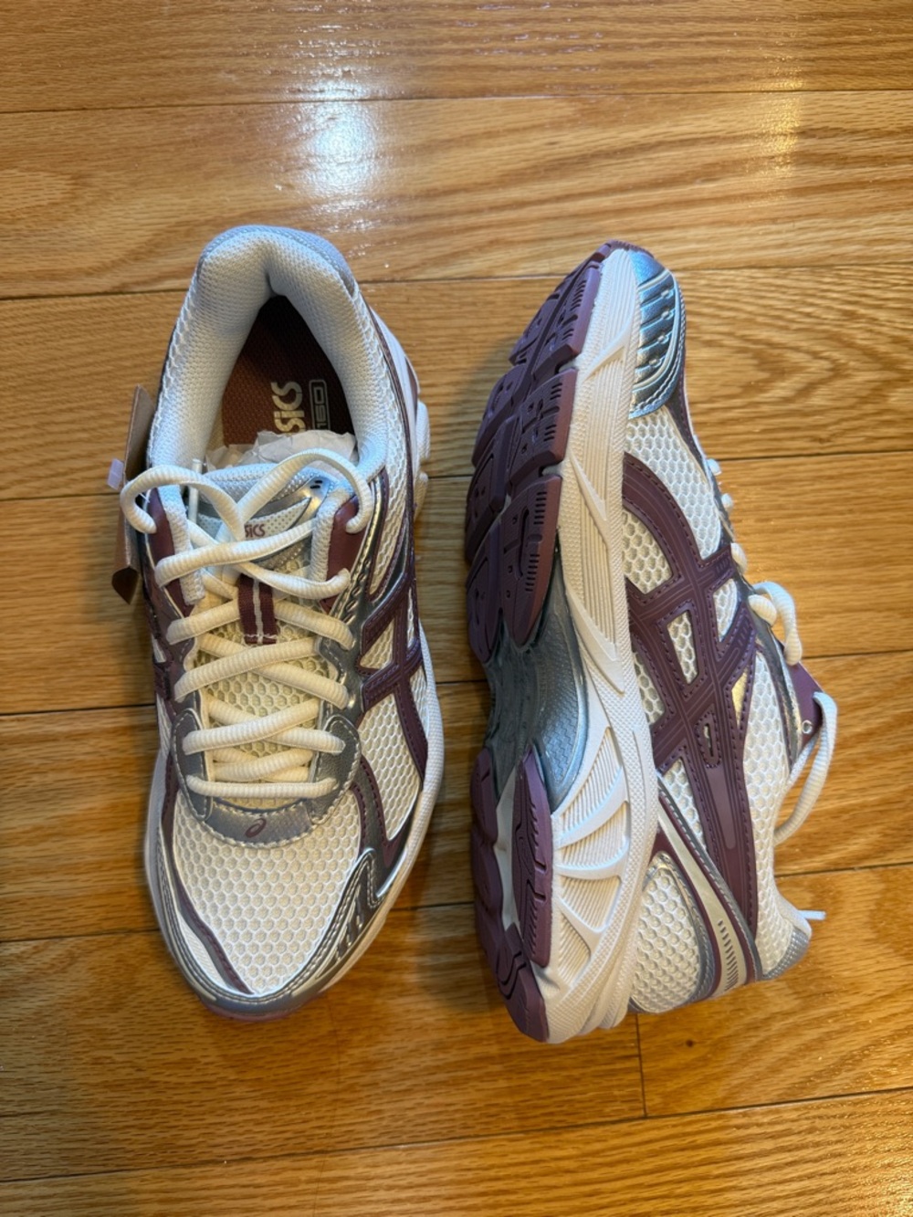 ASICS Women's White and Purple Athletic Running Shoes
